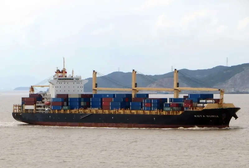 KOTA SURIA Container Ship IMO 9681326 photo 4