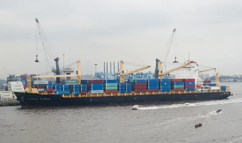 KOTA SURIA Container Ship IMO 9681326 photo 6