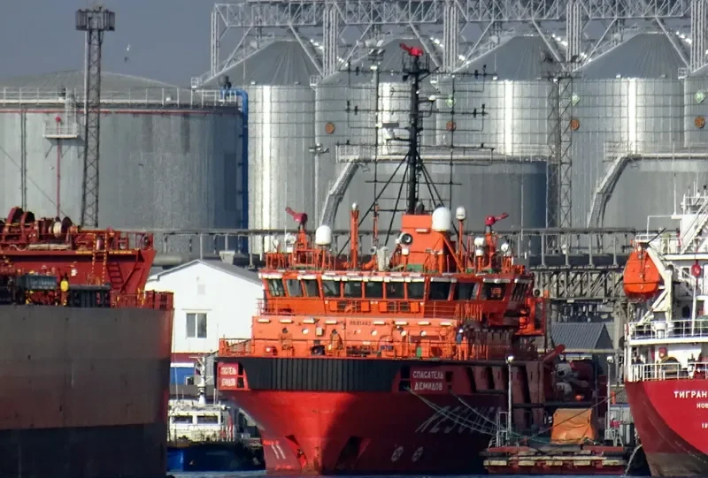 SPASATEL DEMIDOV Tanker IMO 9681443 photo 6