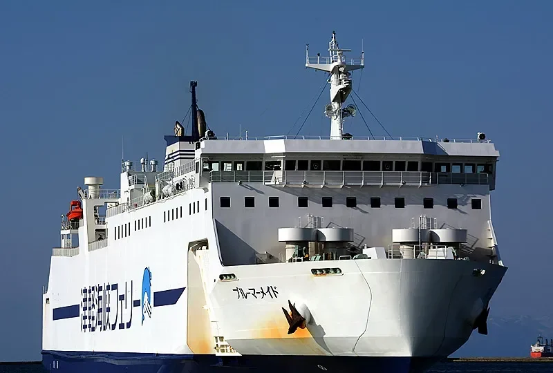 BLUE MERMAID Ro-Ro IMO 9682136