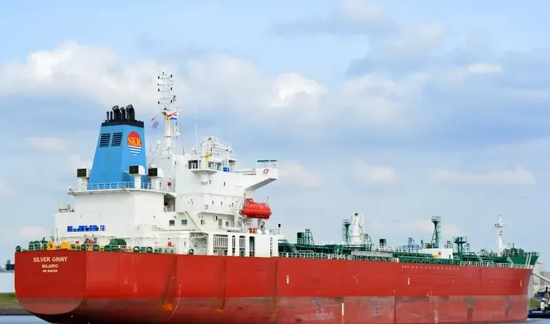 SILVER GINNY Tanker IMO 9682318 photo 8