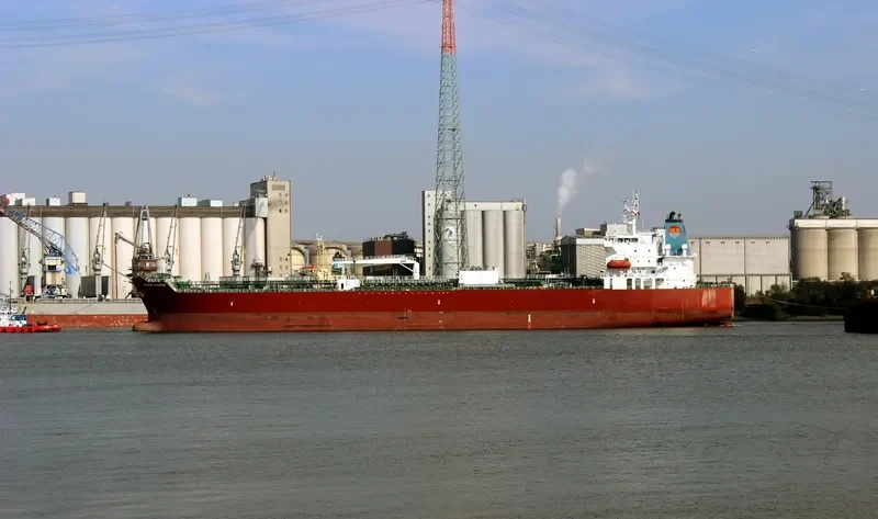 SILVER VALERIE Tanker IMO 9682320 photo 9