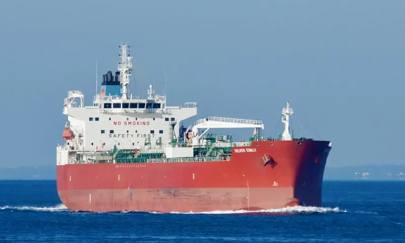 SILVER EMILY Tanker IMO 9682356 photo 3