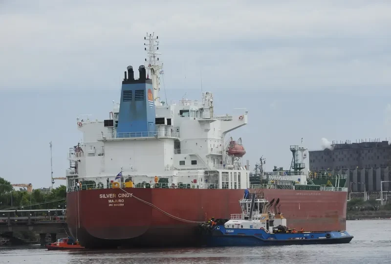SILVER CINDY Tanker IMO 9682368 photo 6