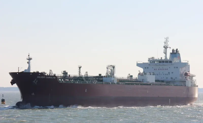 SILVER CAROLYN Tanker IMO 9682370 photo 4