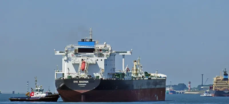 EVA MAERSK Tanker IMO 9682992 photo 8