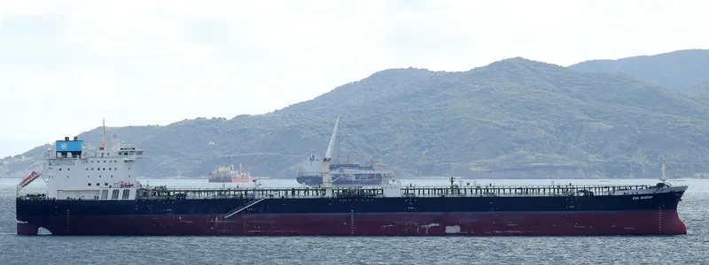 EVA MAERSK Tanker IMO 9682992 photo 9