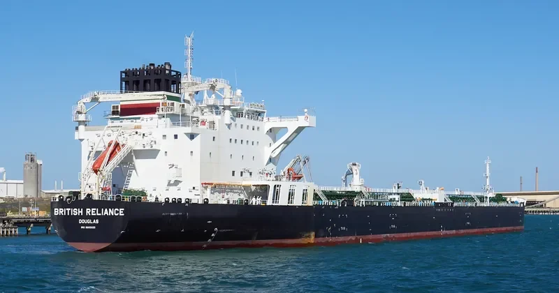 KMARIN RELIANCE Tanker IMO 9683025 photo 4