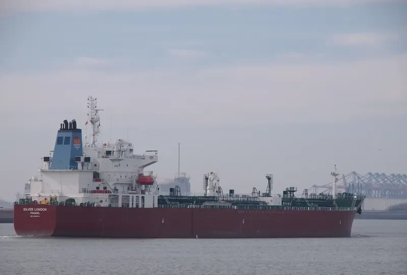 SILVER LONDON Tanker IMO 9683374 photo 9