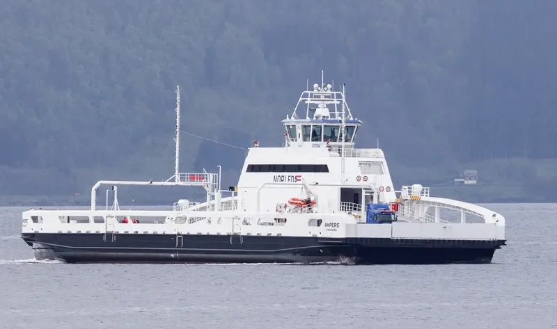 AMPERE Ro-Ro IMO 9683611 photo 6