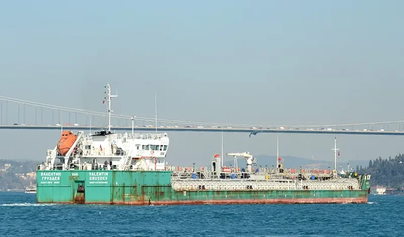 VALENTIN GRUZDEV Tanker IMO 9683714 photo 5