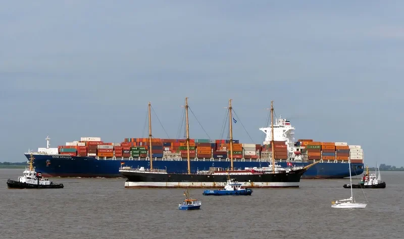 CCNI ARAUCO Container Ship IMO 9683843 photo 10