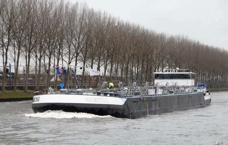 SASCHA Tanker IMO 9683960 photo 7