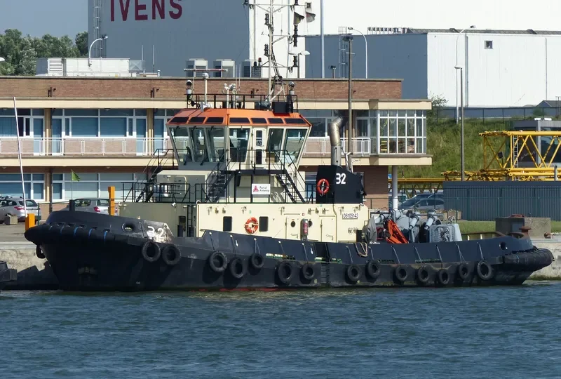TUG 32 General Cargo IMO 9684043 photo 7