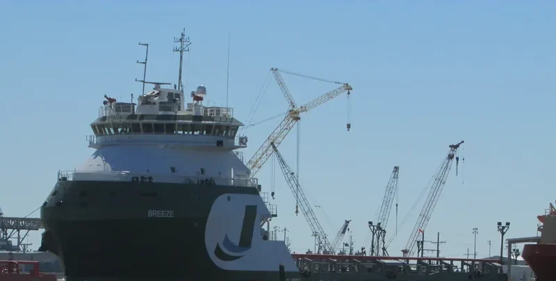 BREEZE Offshore Vessel IMO 9684835 photo 2