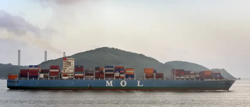 SEASPAN BRAVO Container Ship IMO 9685322 photo 3