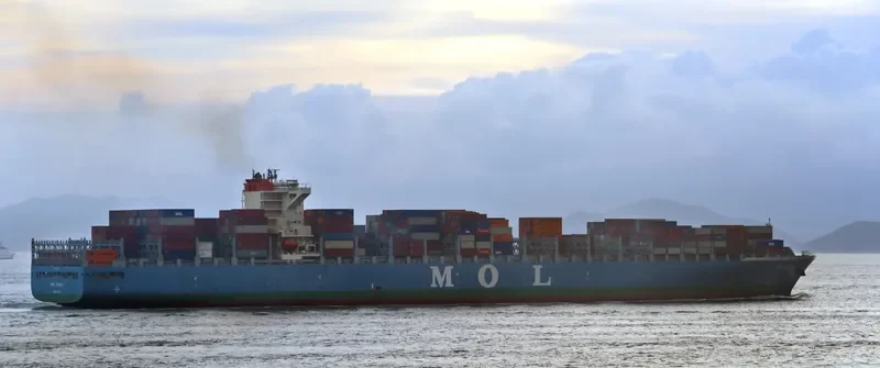 SEASPAN BRAVO Container Ship IMO 9685322 photo 4