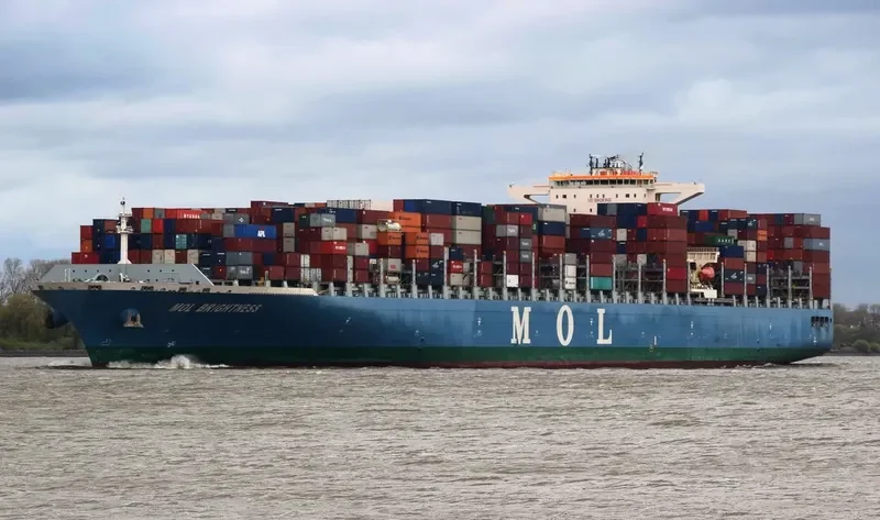 SEASPAN BRIGHTNESS Container Ship IMO 9685346 photo 4