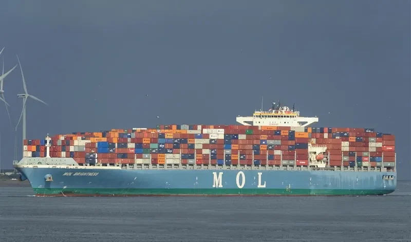 SEASPAN BRIGHTNESS Container Ship IMO 9685346 photo 8