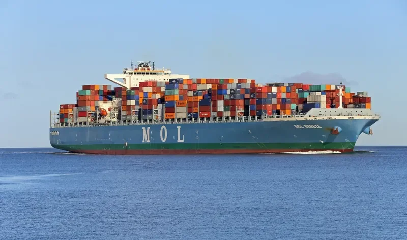 SEASPAN BREEZE Container Ship IMO 9685358