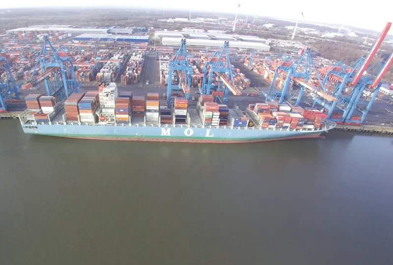 SEASPAN BREEZE Container Ship IMO 9685358 photo 7