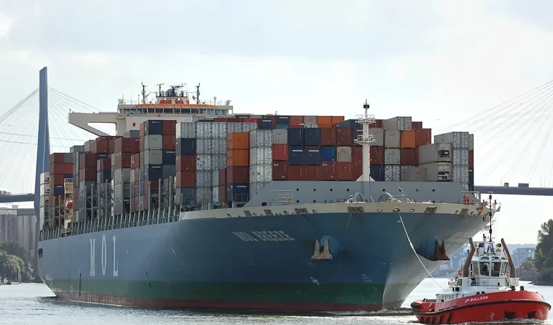 SEASPAN BREEZE Container Ship IMO 9685358 photo 8