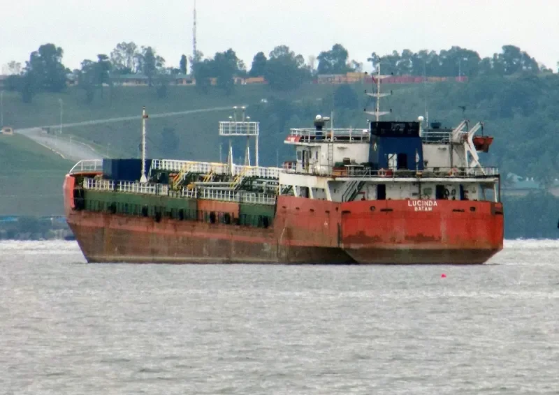 LUCINDA Tanker IMO 9685516 photo 4