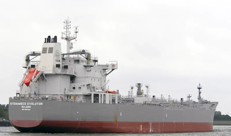 LARGO EVOLUTION Tanker IMO 9687942 photo 5