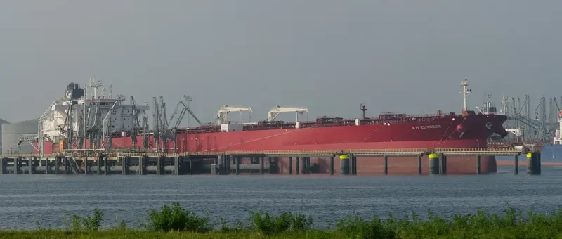 STI ELYSEES Tanker IMO 9688829 photo 6