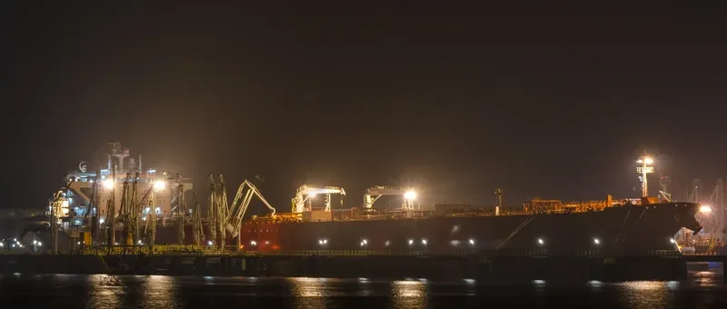 STI ELYSEES Tanker IMO 9688829 photo 7
