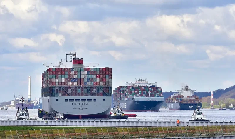 ONE MACKINAC Container Ship IMO 9689603 photo 6