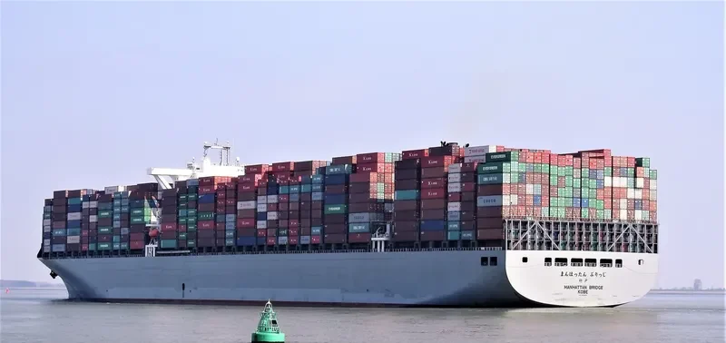 MANHATTAN BRIDGE Container Ship IMO 9689615 photo 7