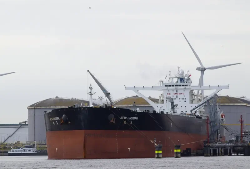 NEW TRIUMPH Tanker IMO 9689990 photo 4