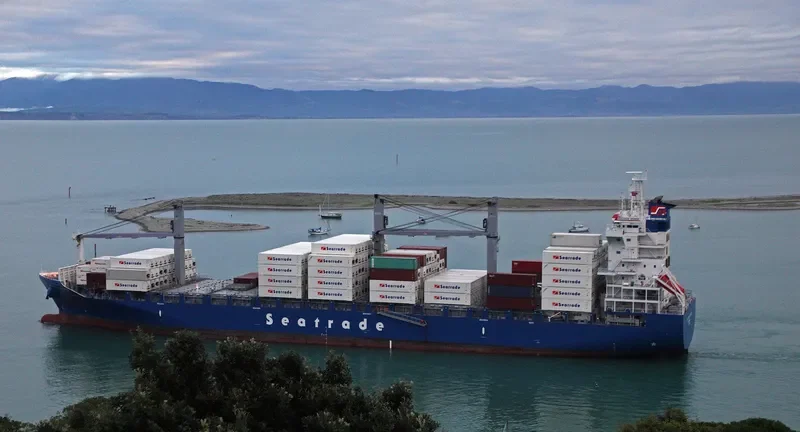 SEATRADE ORANGE Container Ship IMO 9690092 photo 10