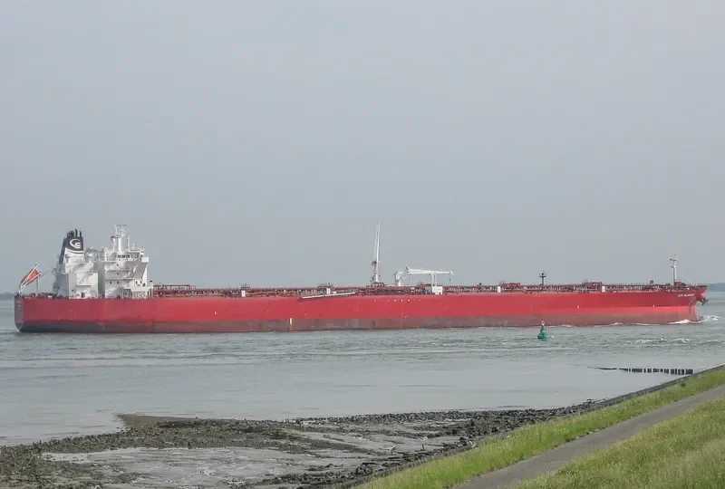 STI SLOANE Tanker IMO 9690808 photo 2