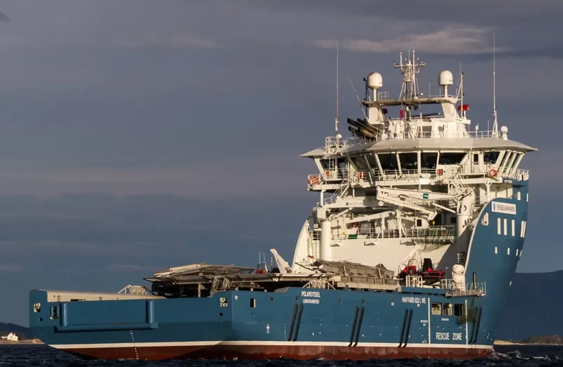 POLARSYSSEL Offshore Vessel IMO 9690949 photo 6
