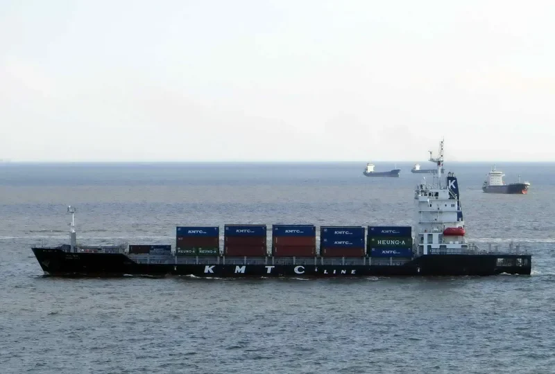 SUNNY LILY Container Ship IMO 9691761 photo 5