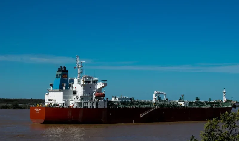SILVER ZOE Tanker IMO 9692325 photo 3