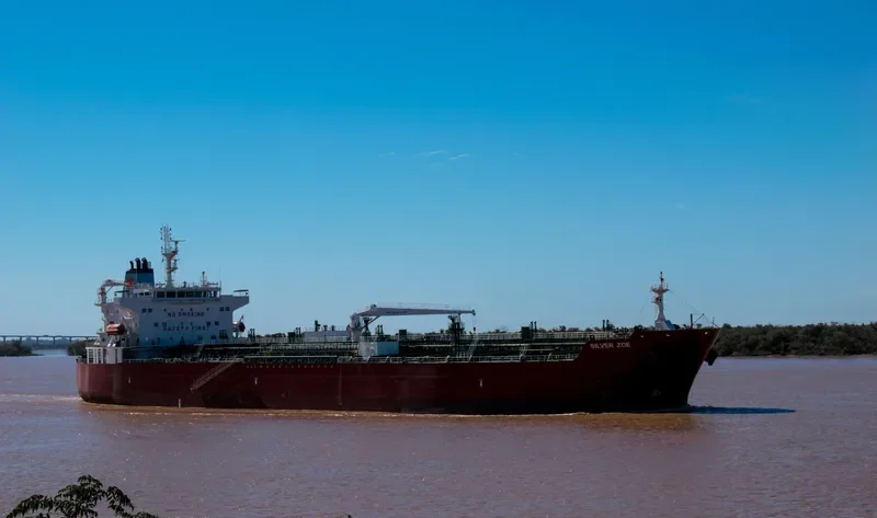 SILVER ZOE Tanker IMO 9692325 photo 4