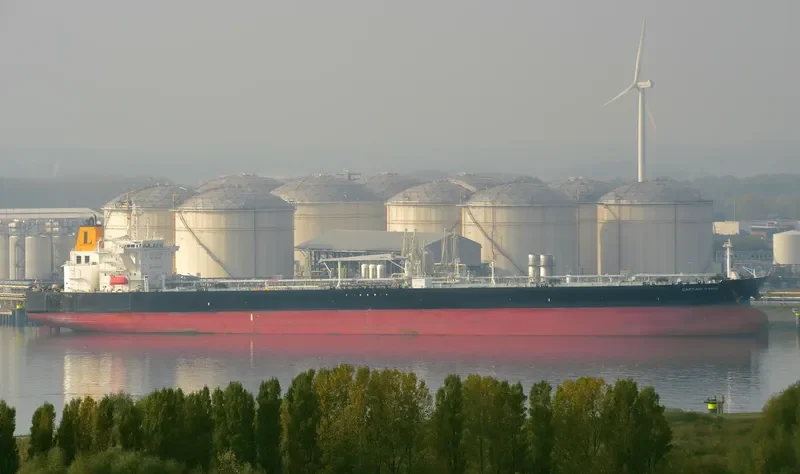 CAPTAIN PARIS Tanker IMO 9692844 photo 3