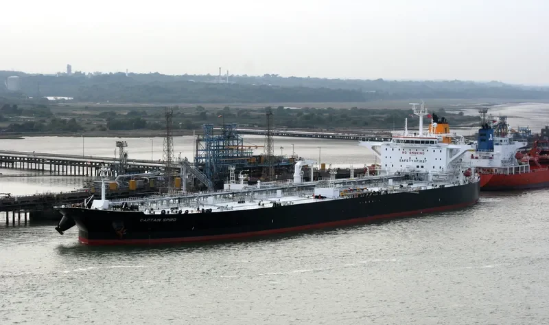 CAPTAIN SPIRO Tanker IMO 9692856 photo 7