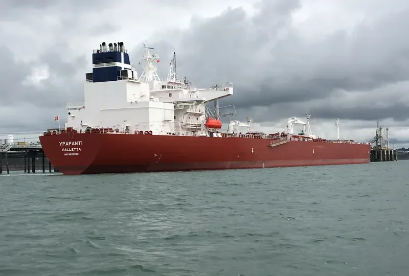 YPAPANTI Tanker IMO 9693082 photo 2