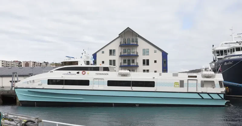 TERNINGEN Passenger Ship IMO 9693848 photo 3