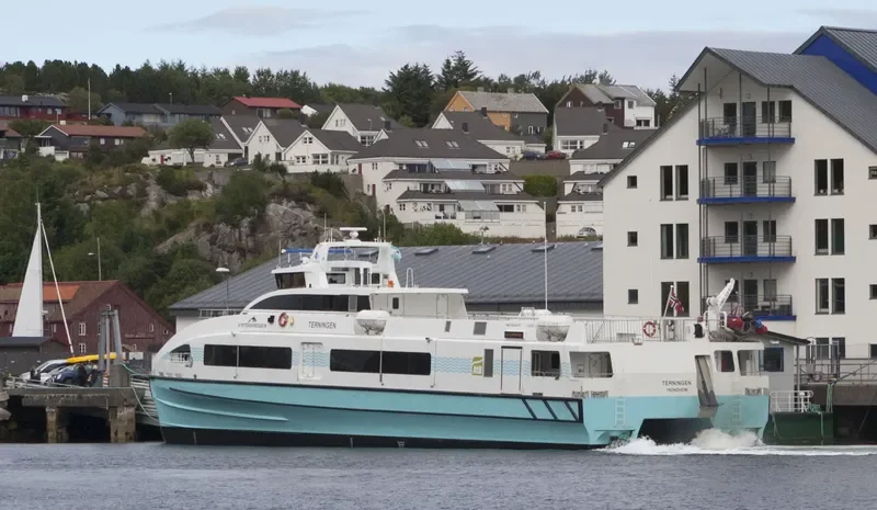 TERNINGEN Passenger Ship IMO 9693848 photo 4