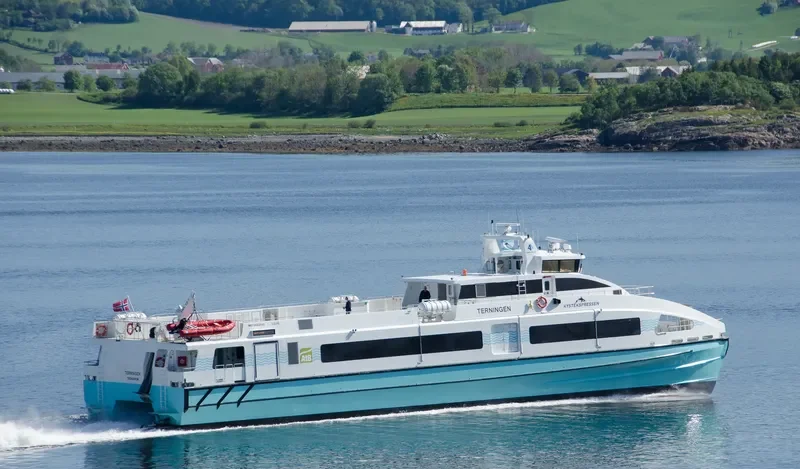 TERNINGEN Passenger Ship IMO 9693848 photo 7
