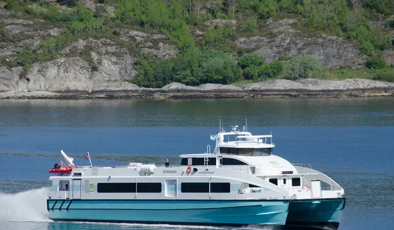 TERNINGEN Passenger Ship IMO 9693848 photo 8