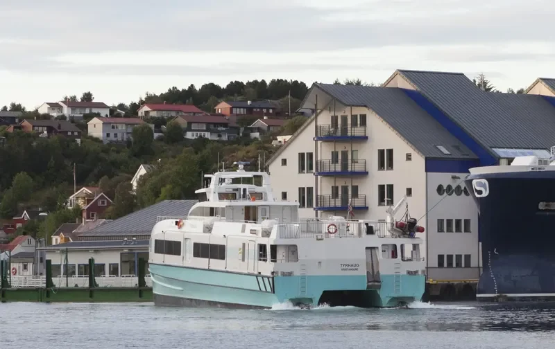TYRHAUG Passenger Ship IMO 9693850 photo 4