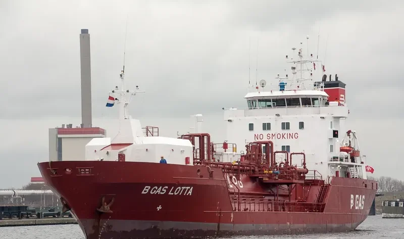 MARIDIVE ZOHR I Offshore Vessel IMO 9693903 photo 4