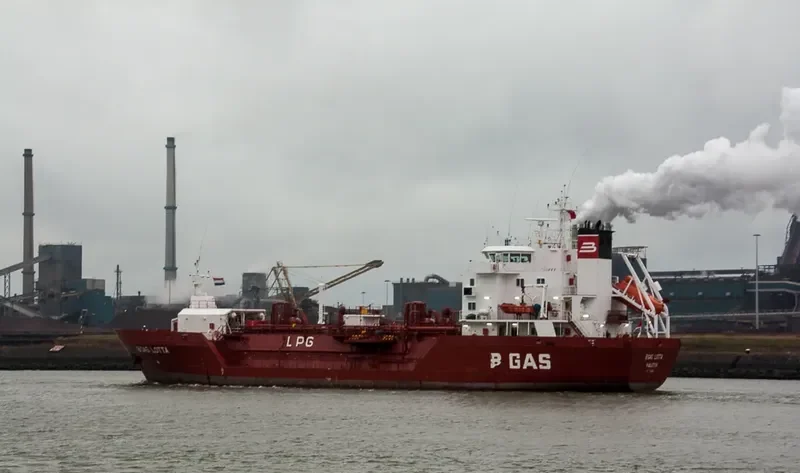 MARIDIVE ZOHR I Offshore Vessel IMO 9693903 photo 6