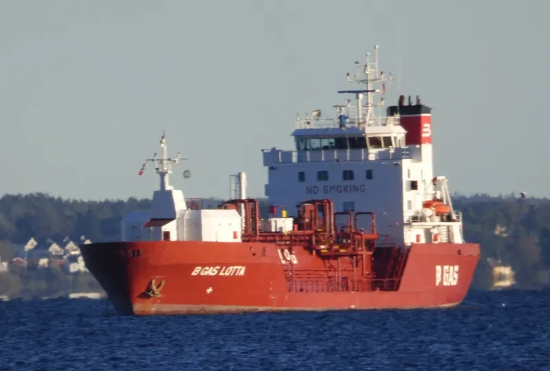 MARIDIVE ZOHR I Offshore Vessel IMO 9693903 photo 10